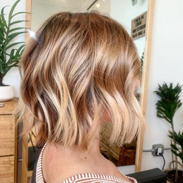 When you get to do your sisters hair ✨ hair by @sabelbrooke 
Haven Blue Salon
|805|460-9557|
6025 Palma Ave 
Atascadero CA 93422
#havenbluesalon #atascaderosalon #805 #805hairstylist #slolife #slocountyhair #dowtownatascaderosalon #centralcoasthair 